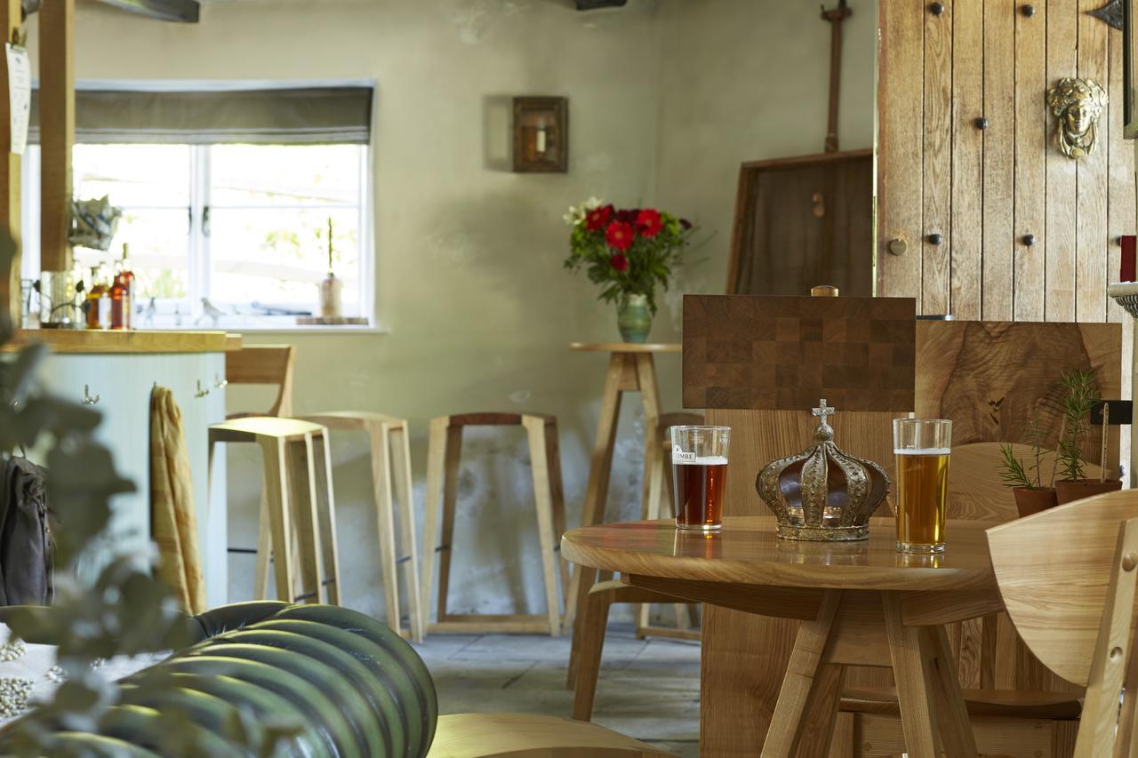 The Royal Oak Hotel Ansty  Buitenkant foto