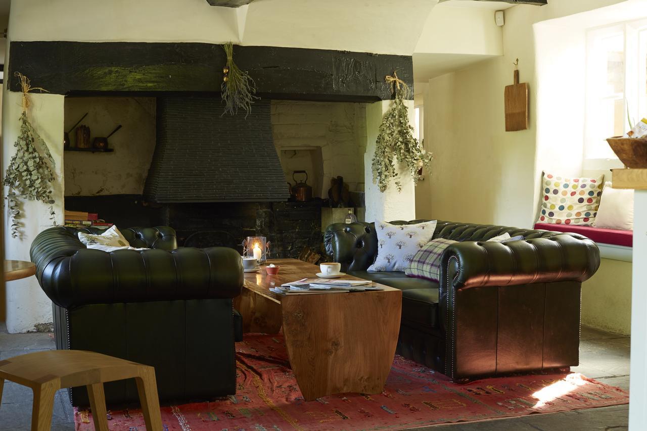 The Royal Oak Hotel Ansty  Buitenkant foto